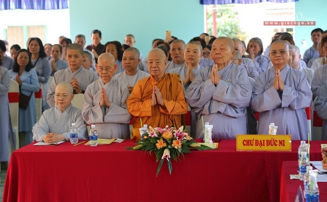 Trao quyết định lưu nhiệm BTS GHPGVN Q.7 ảnh 6 a bthien5.jpg