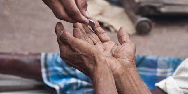 o-INDIA-BEGGAR-facebook.jpg