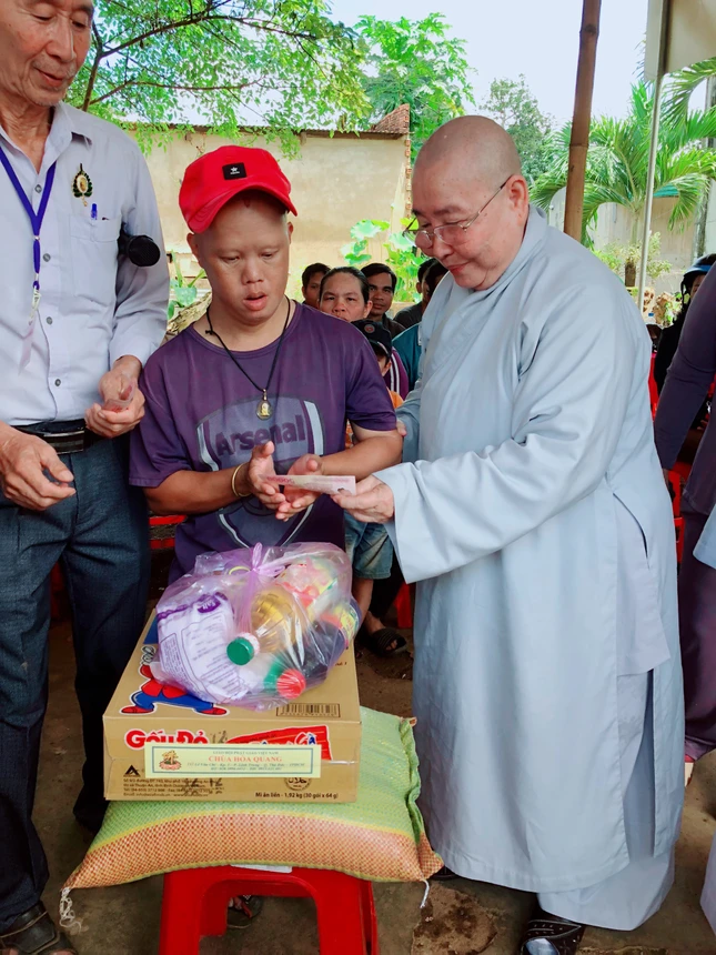 CHUA HOA QUANG (5).jpg