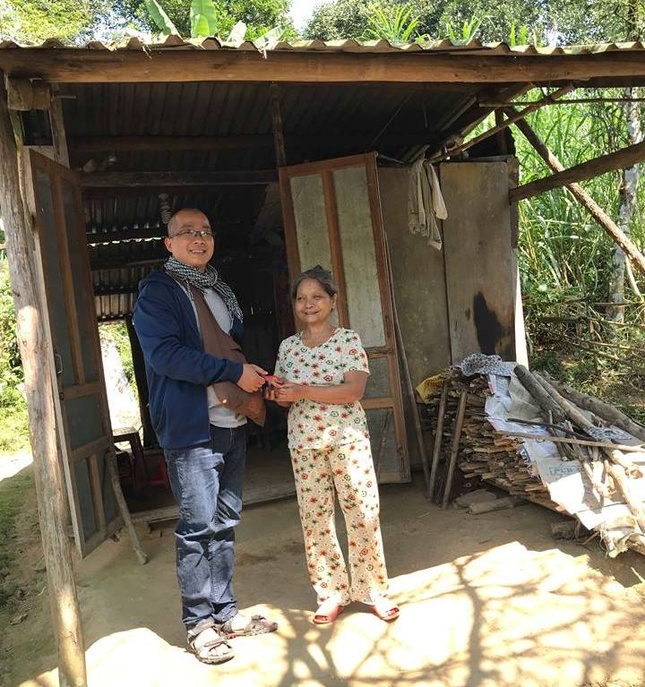 Vận động bạn bè Facebook chia sẻ Tết ảnh 1 anh Tam 2.jpg