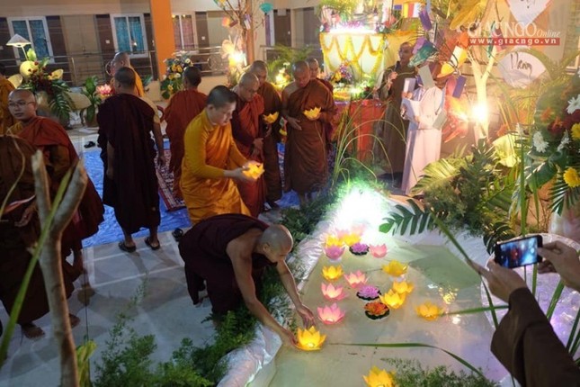 Tăng Ni sinh VN tại Ấn Độ đón Tết cổ truyền ảnh 3 IMG_2977.jpg