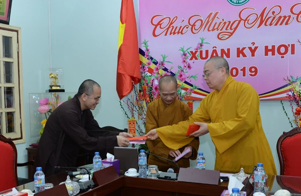 Văn phòng I Trung ương Giáo hội gặp mặt đầu xuân ảnh 3 dsc_0694.jpg