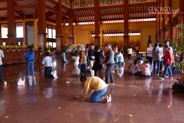 Ram thang Gieng (22).jpg