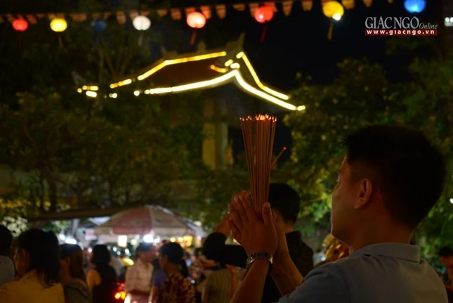 Ram thang Gieng (5).jpg