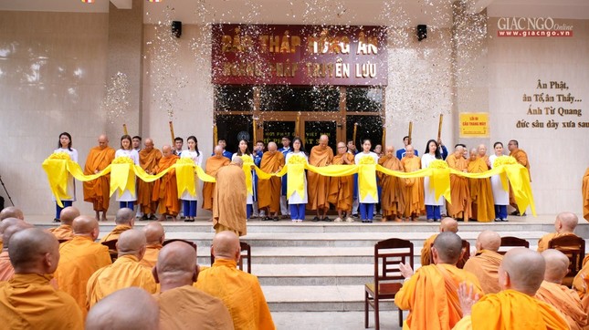 Tưởng niệm 65 năm Tổ sư Minh Đăng Quang vắng bóng ảnh 9 a vg06.jpg