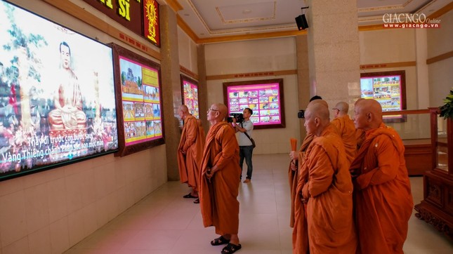 Tưởng niệm 65 năm Tổ sư Minh Đăng Quang vắng bóng ảnh 10 a vg07.jpg