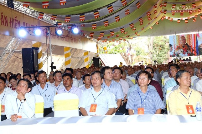 Trang nghiêm lễ khánh thành giai đoạn I tổ đình Phi Lai ảnh 3 H19.jpg