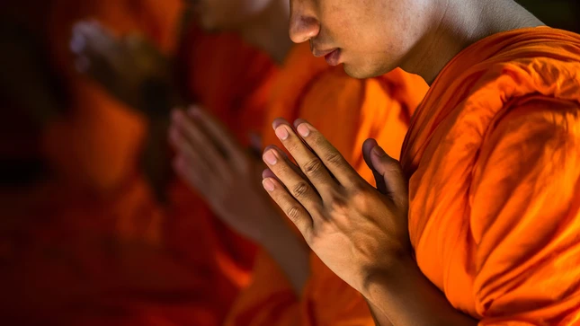 monk_praying.jpg