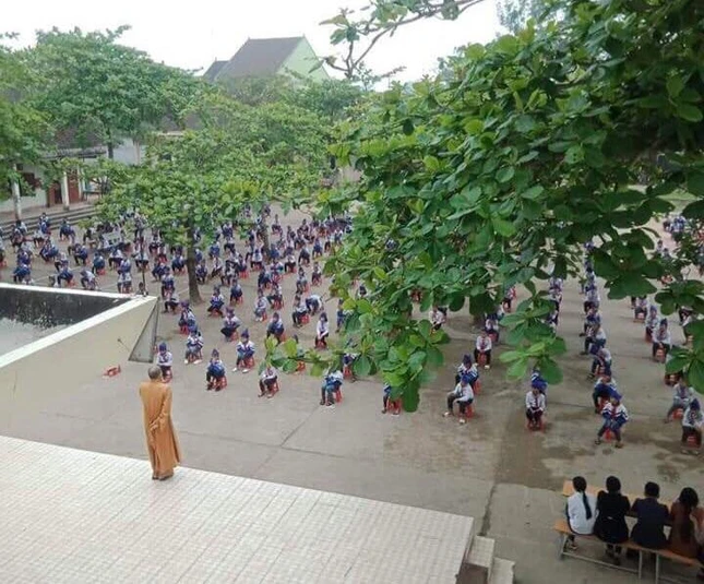 001.jpg