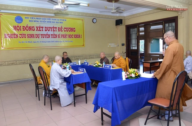 Xet tuyen de cuong Tien si (2).jpg
