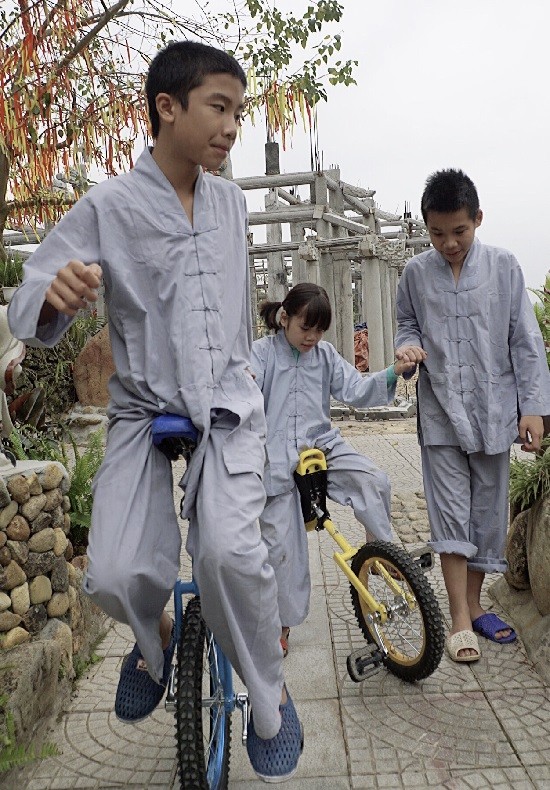Tiến sĩ Việt và phương pháp dạy trẻ tự kỷ theo Phật giáo ảnh 1 img-6587-2710-1553769487_jpg.jpg