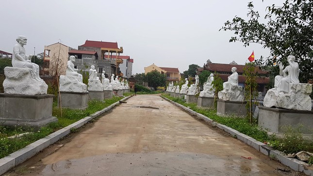 16 tượng La-hán ở chùa cổ tại Hà Nội bị đập phá ảnh 2 56255569_2223097721046814_5434230143180603392_n_sgrs_jpg.jpg