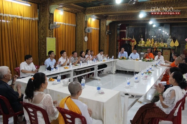 to_n c_nh bu_i g_p m_t ch_c m_ng.jpg