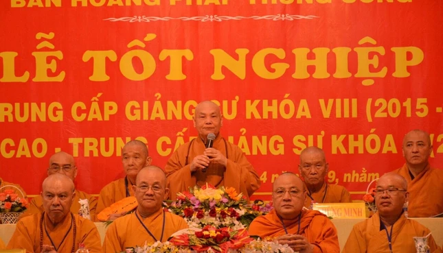 92 Tăng Ni tốt nghiệp Cao - Trung cấp giảng sư ảnh 4 H4.jpg