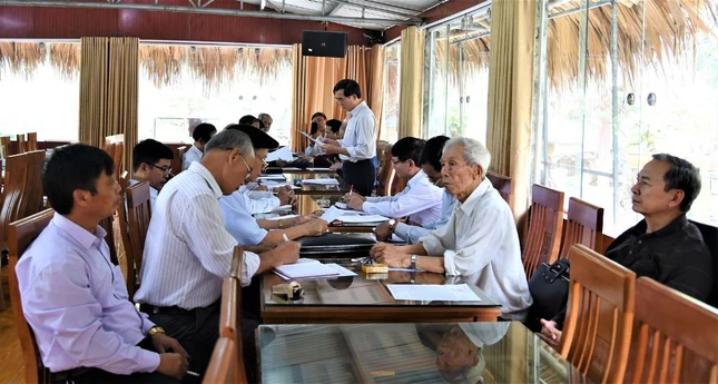 Hội Sinh vật cảnh Việt Nam họp với Hội SVC 9 tỉnh bàn việc tổ chức triển lãm SVC tại Vesak 2019 (ảnh của Hội SVC VN).JPG