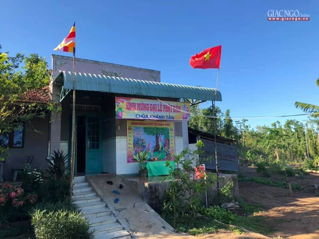 Phật tử xã vùng xa làm 100 lễ đài Phật đản tại gia ảnh 5 8tg.jpg