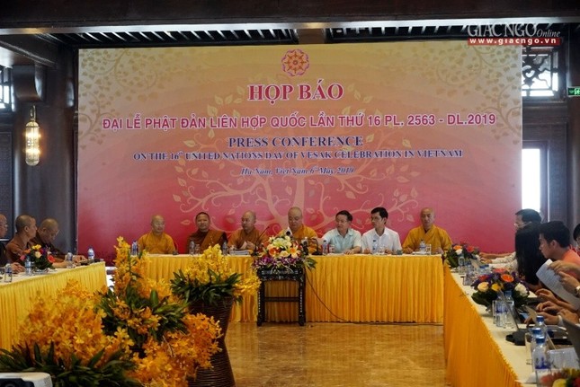 1 hopbao 2.jpg