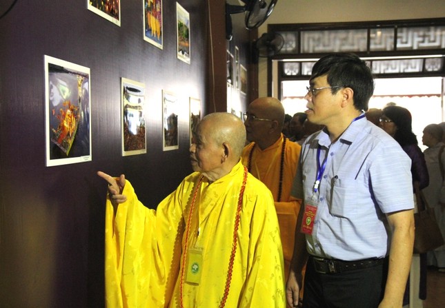 Dấu hiệu mùa Phật đản về trên đất cố đô ảnh 10 1hue5.jpg