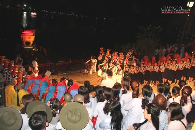 Dấu hiệu mùa Phật đản về trên đất cố đô ảnh 6 7.jpg