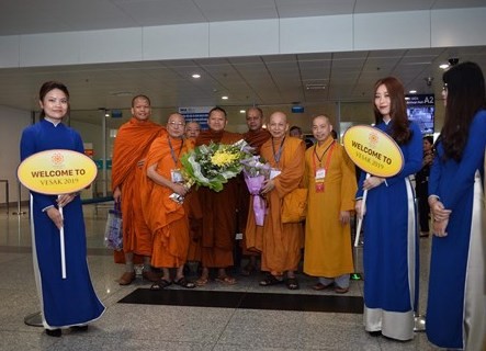 Đại biểu quốc tế bắt đầu đến VN dự Đại lễ Vesak LHQ ảnh 2 59744465_1999881056790562_373396446600232960_n.jpg