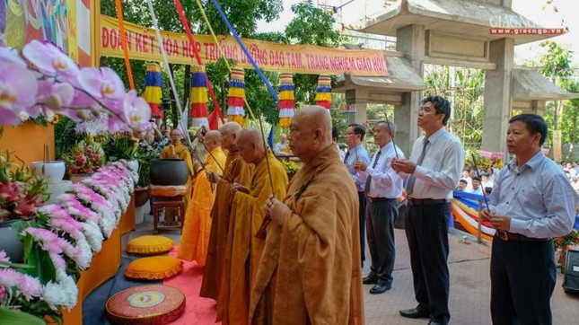H.Nhà Bè: Đại lễ Phật đản, khai khóa An cư kiết hạ ảnh 4 n12.jpg