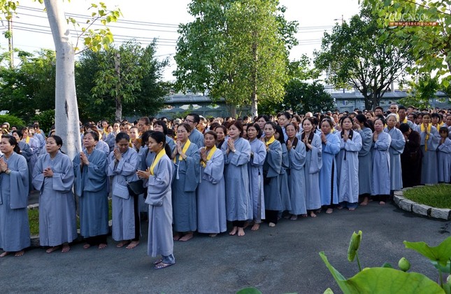 Le tam Phat tai chua Hue Nghiem (8).JPG