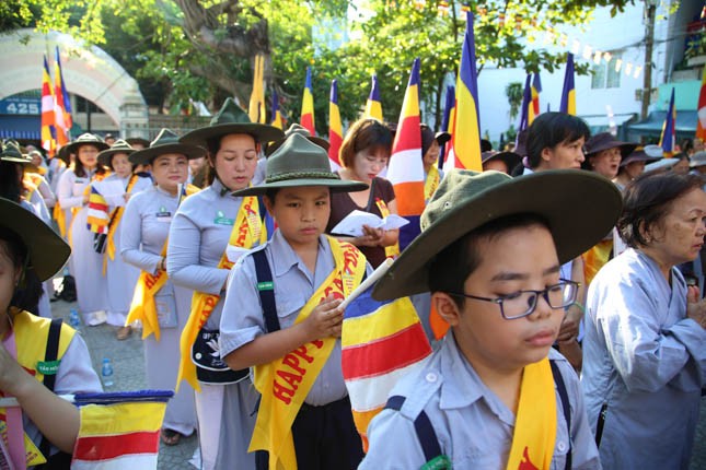 Đà Nẵng: Hàng ngàn Phật tử dự lễ Phật đản ảnh 8 danang46.jpg