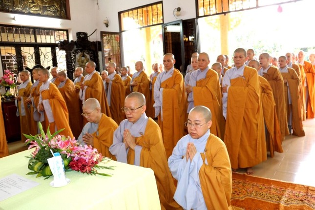 Tăng Ni Phật giáo huyện Hóc Môn vào mùa an cư ảnh 3 H09.jpg