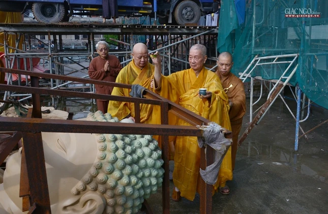 Le an vi Phat (17).jpg