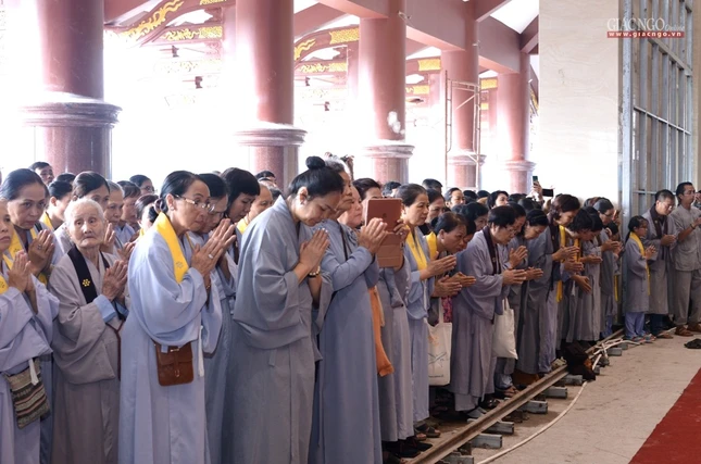 Le an vi Phat (8).jpg