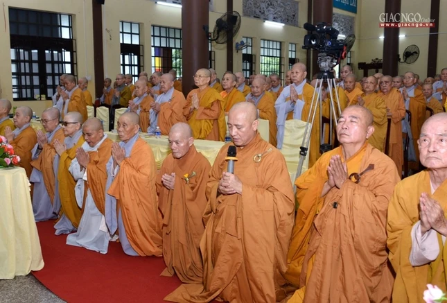 Tr__ng h_ ch_a H_i Kh_nh (5).jpg