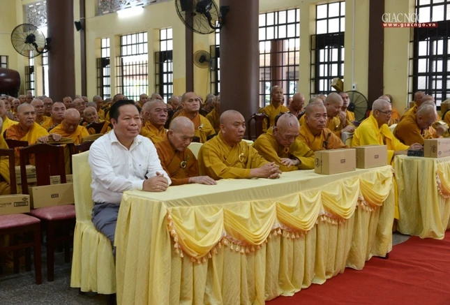 Tr__ng h_ ch_a H_i Kh_nh (9).jpg