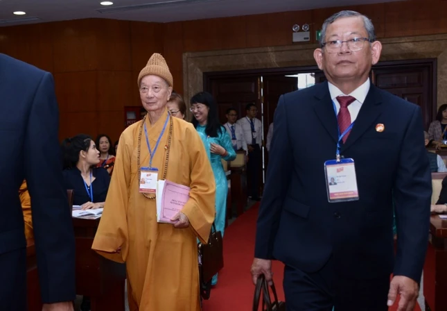 Khai mac Dai hoi ĐB MTTQVN TPHCM - sang 27-6 (10).jpg