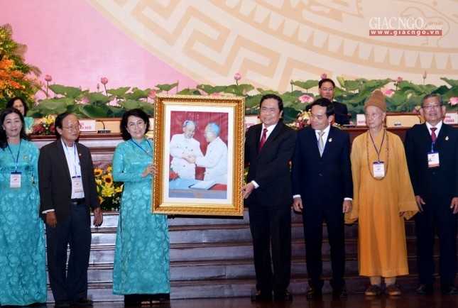 Khai mac Dai hoi ĐB MTTQVN TPHCM - sang 27-6 (29).jpg