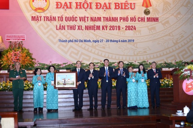 Khai mac Dai hoi ĐB MTTQVN TPHCM - sang 27-6 (31).JPG