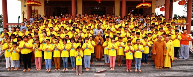 Chup hinh luu niem.JPG