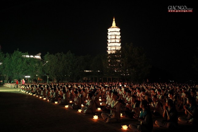 Đêm cầu quốc thái dân an, tri ân tại chùa Bái Đính ảnh 12 du phong 1.jpg