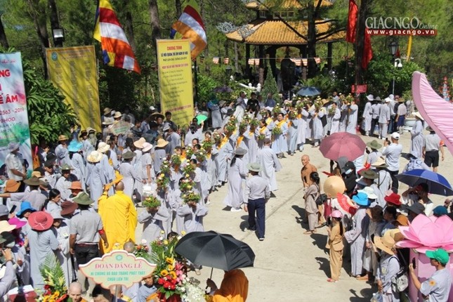 TT-Huế: Trang nghiêm cử hành lễ hội Quán Thế Âm ảnh 11 11.jpg