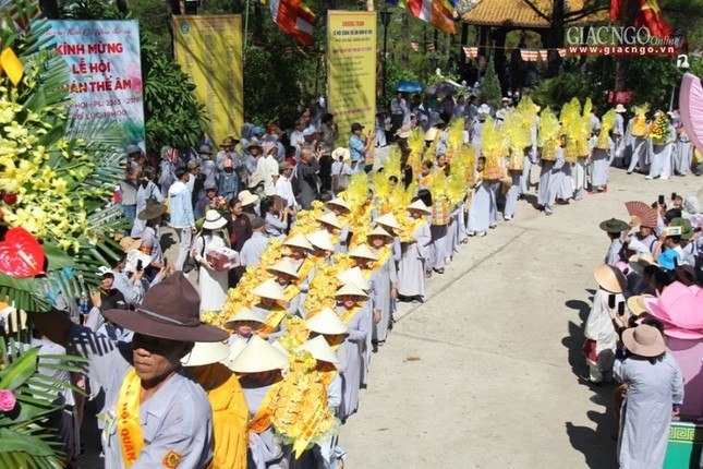 TT-Huế: Trang nghiêm cử hành lễ hội Quán Thế Âm ảnh 9 8.jpg