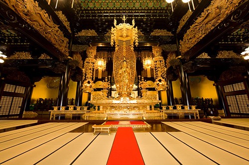 Thăm Vương đường Phật giáo ở Nhật Bản ảnh 3 Không gian bên trong vương đường.