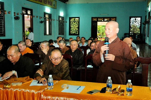 Kon Tum: Sơ kết công tác Phật sự 6 tháng đầu năm ảnh 2 IBR_5825 a.jpg