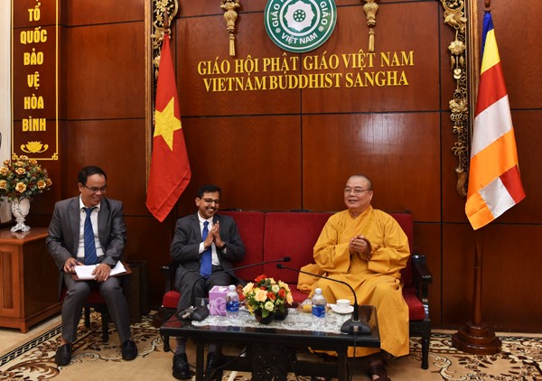 Tiếp Đại sứ Ấn Độ tại trụ sở Giáo hội Phật giáo VN ảnh 2 dsc_5615_jpg.jpg