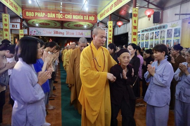 Xúc động lễ Vu lan tại chùa Phù Liễn ảnh 1 2O2A8972.jpg