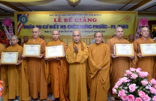 Mãn hạ - chùa Hưng Phước (12).JPG