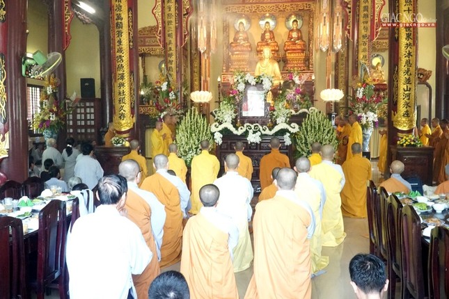 Tưởng niệm húy nhật Trưởng lão HT.Thích Minh Châu ảnh 2 H06.jpg