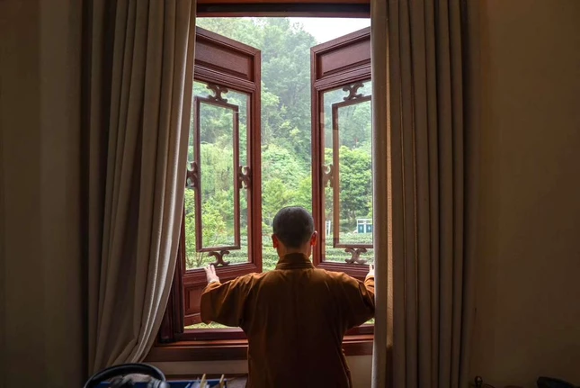 Đến chùa học tiếng Sanskrit để cân bằng cuộc sống ảnh 2 den chua hoc tieng Sanskrit.jpg