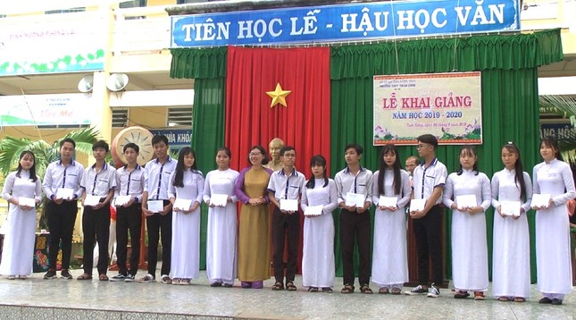 Tang hoc bong.jpg