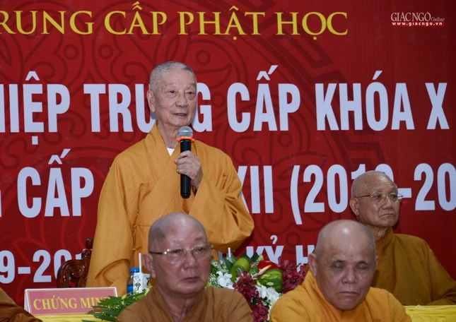 Tot nghiep Truong TCPH -Khai giang (27).jpg