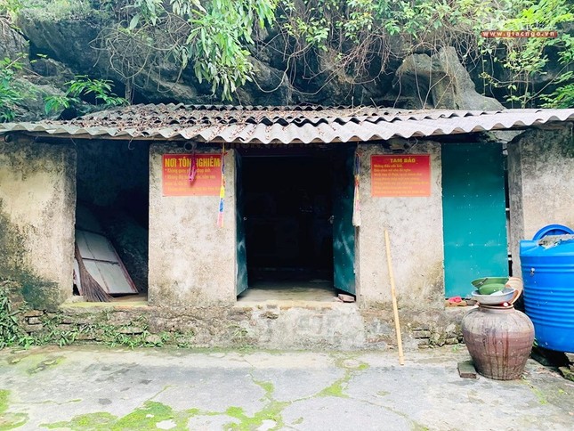 Hội thảo về Thiền sư Nguyễn Minh Không ảnh 6 Chùa Vân Mộng nhìn từ ngoài vào.jpg