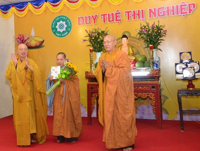 Hải Phòng: Lễ tạ pháp tại chùa Phổ Chiếu ảnh 3 a-22.jpg